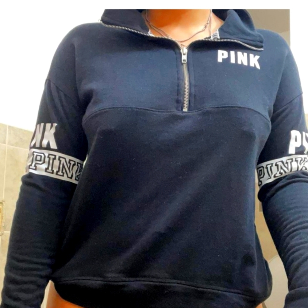 VS Pink Sweatshirt - Picture 1 of 3